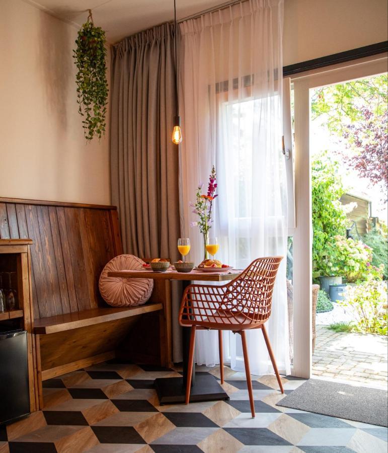 B&B Joli Met Prive Wellness Wemeldinge Dış mekan fotoğraf