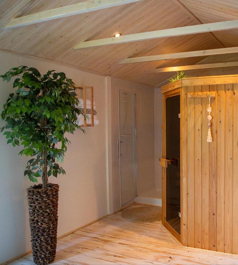 B&B Joli Met Prive Wellness Wemeldinge Dış mekan fotoğraf