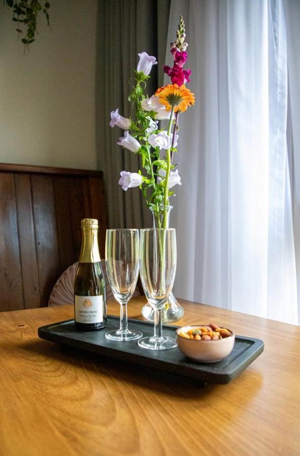 B&B Joli Met Prive Wellness Wemeldinge Dış mekan fotoğraf
