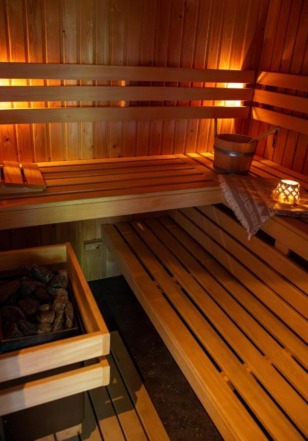 B&B Joli Met Prive Wellness Wemeldinge Dış mekan fotoğraf